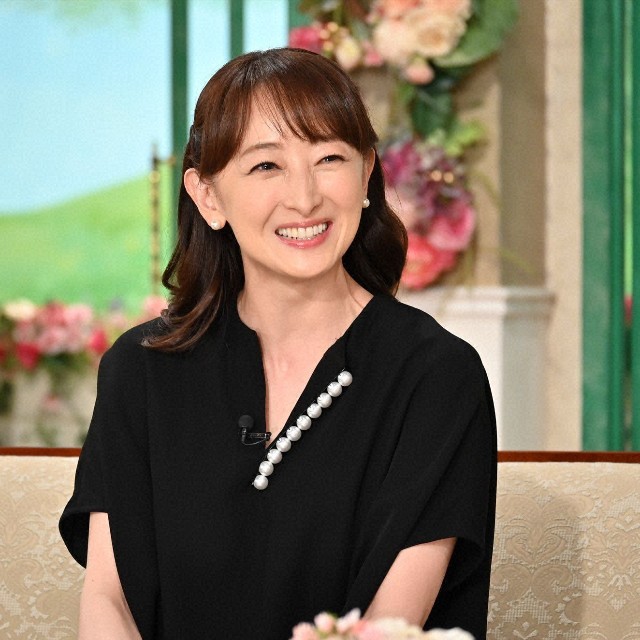 「徹子の部屋」   花總まり＝テレビ朝日提供