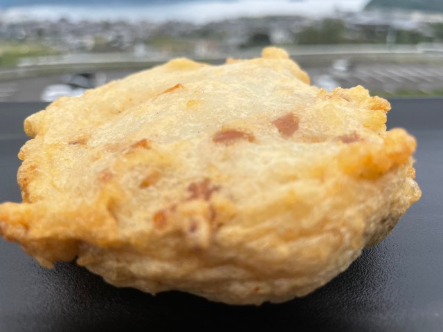 親鳥肉を天ぷらに！見た目も味もインパクト抜群！津田の松原SAで「親鳥爆太郎」を11月発売　香川