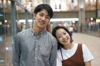 好きな人との暮らしを考えるカップル※画像はイメージです（keshikifechi
/stock.adobe.com/）