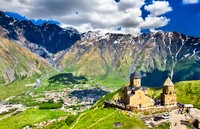 美しいジョージアの風景（Leonid Andronov/stock.adobe.com）