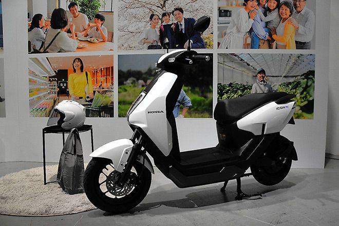 Honda goes electric with new ride for moped license holders | The