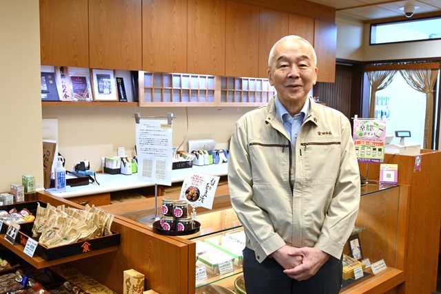 「田中長奈良漬店」7代目・代表取締役の田中長兵衞さん（2026年9月撮影）