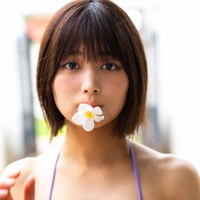 北野瑠華とドラマ「グラぱらっ！」のコラボ写真集（講談社）よりⒸ栗山秀作