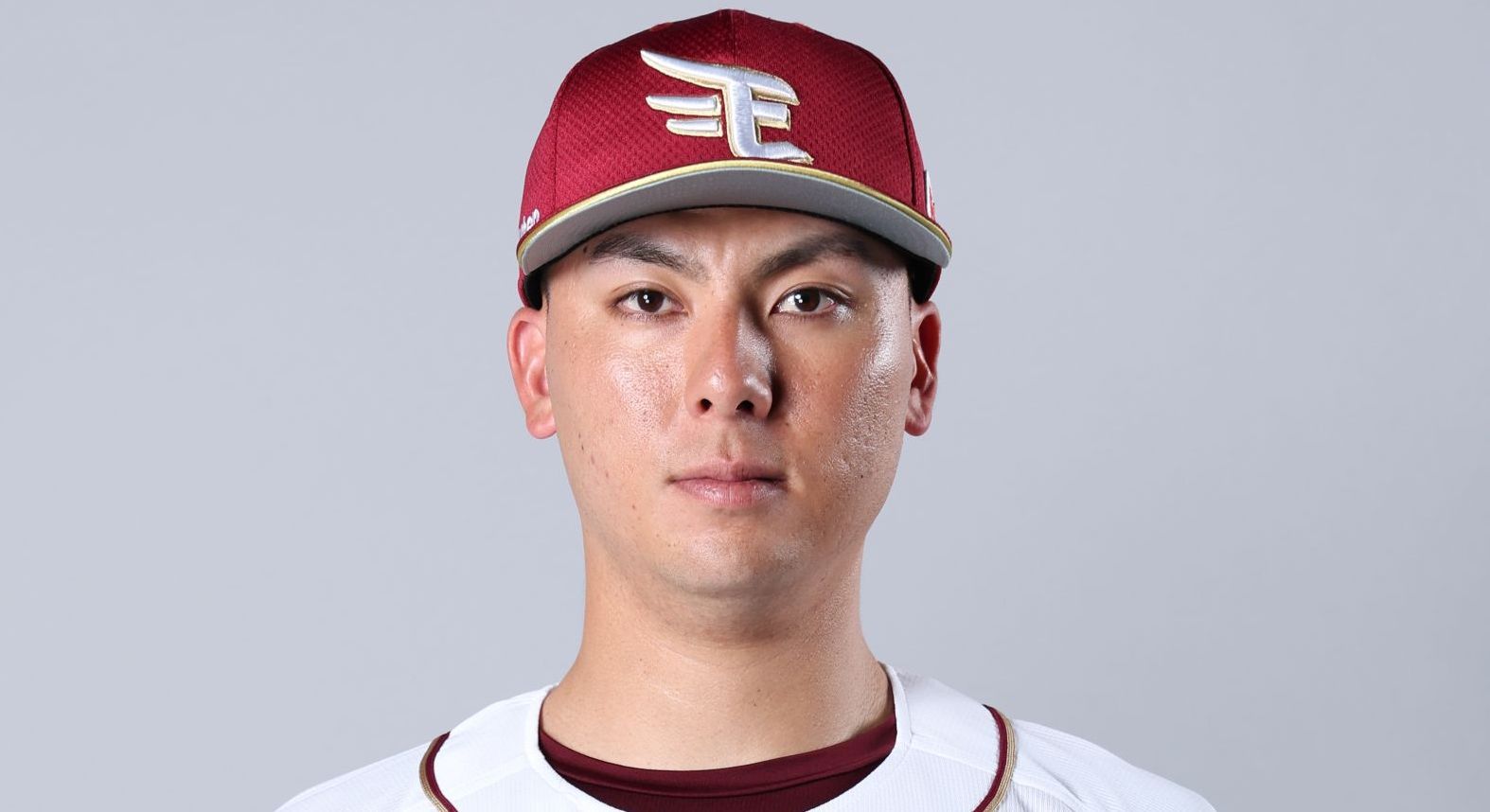 楽天イーグルス　村林のホームランで接戦を制し４連勝　首位ソフトバンクに０．５差と迫る　１５日