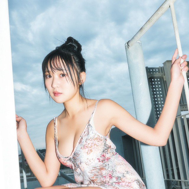 本多もか（撮影：高橋慶佑　ヘアメイク：KEIKO（renewal） スタイリング：毛塚由恵）