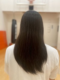 長く艶やかな黒髪！（細野晃司さん提供）