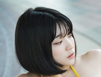 「旬撮GIRL Vol.24」（扶桑社）に登場した根本凪＝撮影：鈴木ゴータ／ヘアメイク：塩田結花（JULLY）／スタイリング：井岡直子／撮影協力：三日月シーパークホテル勝浦