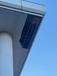 ボードが落下しはがれた状態　提供：香川県