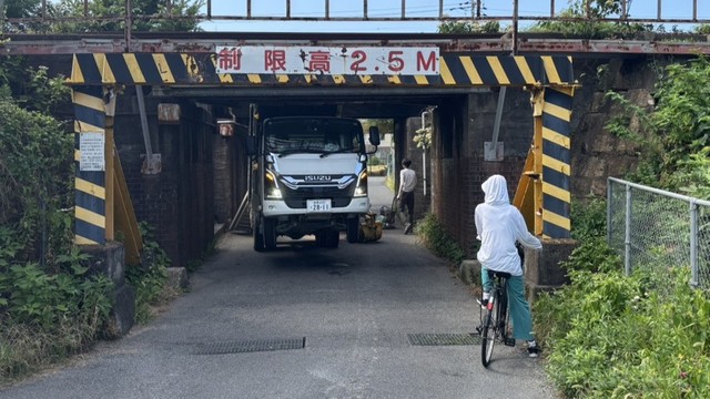 【続報】山陽線 橋桁にトラックが接触 一時JR岡山駅～倉敷駅間で運転見合わせ