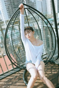 木﨑ゆりあ3rd写真集「アップデート中」(C)扶桑社／撮影：前 康輔