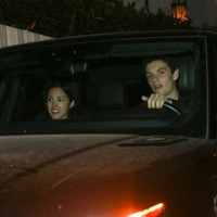 オリヴィア・ロドリゴとルイス・パートリッジ