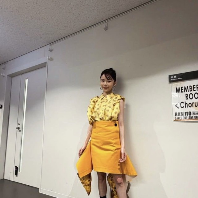 趣里インスタグラム＠shuri.and.mg.officialより