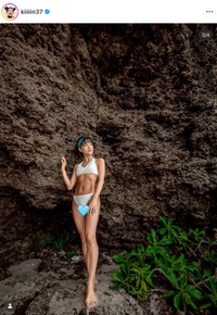 吉本新喜劇・金原早苗さん「自分史上一番良い体で写真撮影」（本人の公式インスタグラムから）