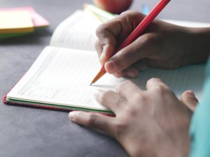 初めての記事でさらけ出した自分自身。書くことで得られる「癒やし」