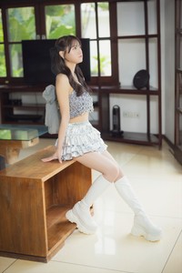 SKE48・中野愛理の1st写真集「可愛いと言って欲しい」より＝PHOTO/田中智久（C）KADOKAWA（C）Zest,Inc.