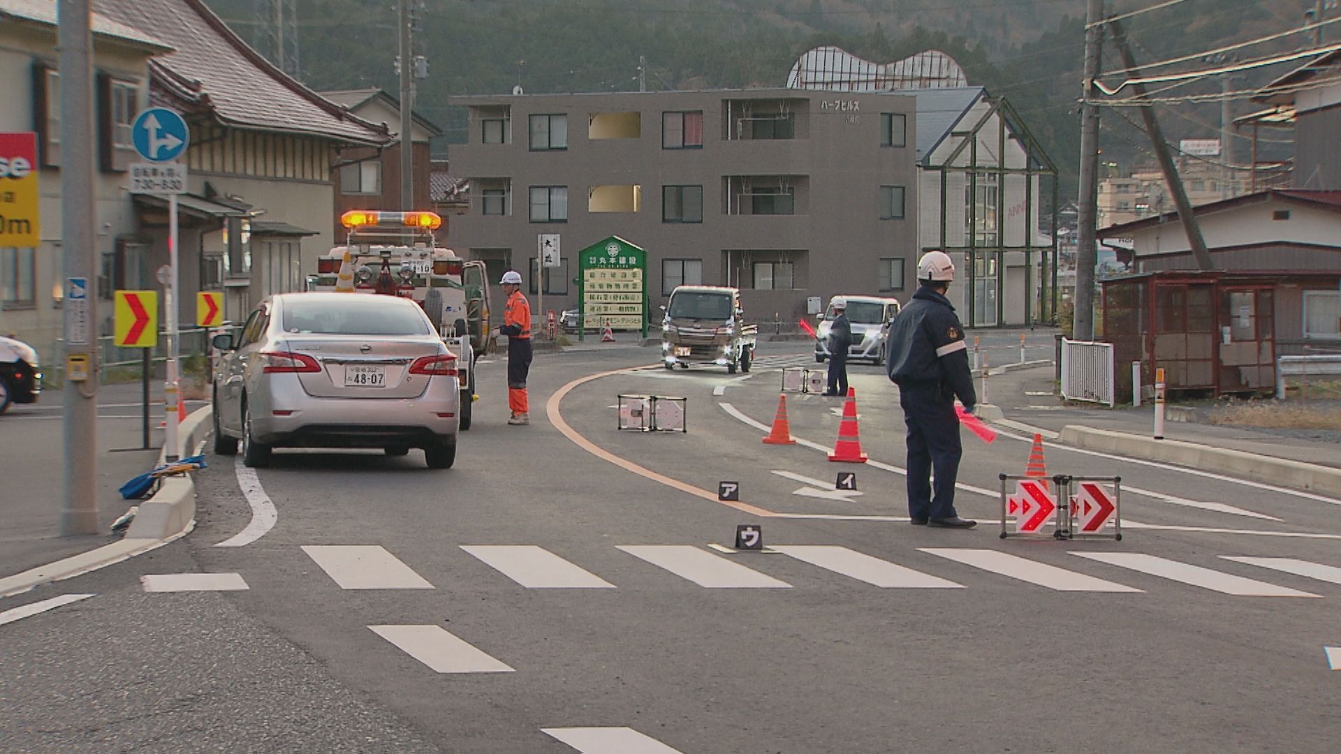 【速報】高齢の女性　車にはねられ意識不明　気仙沼市の国道４５号