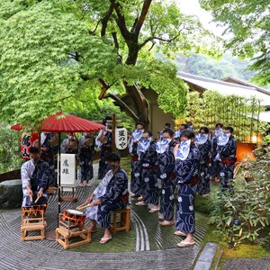 平安時代から受け継がれる京文化と美意識。嵐峡の地で星のや京都が奏でるソーシャルグッドな催し。