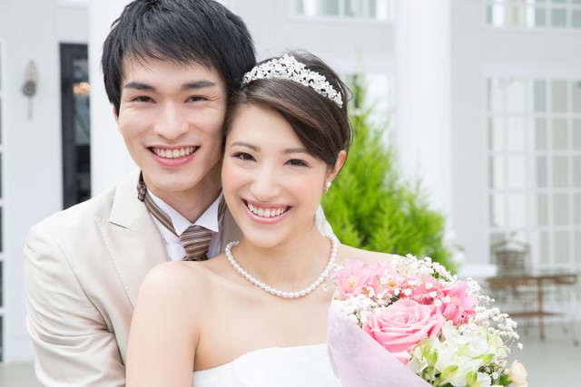 ちょうどいい結婚式の予算はいくらぐらい？　※画像はイメージです（Paylessimages/stock.adobe.com）