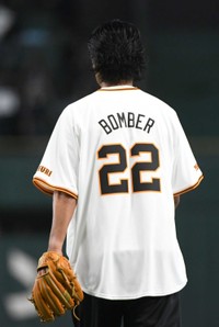 背番号は「22」