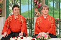 津軽三味線で世界を飛び回る吉田兄弟