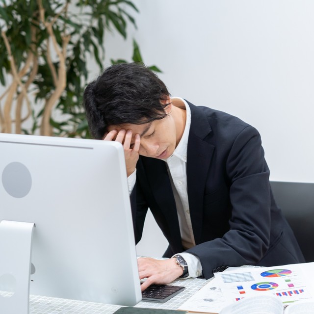 いくら残業しても年俸制では残業代がゼロ？　※画像はイメージです（polkadot/stock.adobe.com）