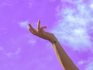 誘うと断らずいつも輪の中心。彼は太陽のように当たり前にそこにいる