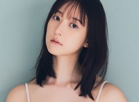 山崎あみ「BLT MONSTER Round 7」（東京ニュース通信社刊） 撮影／川原崎宣喜