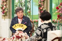 「徹子の部屋」に出演する綾小路きみまろ（左）と黒柳徹子＝テレビ朝日提供