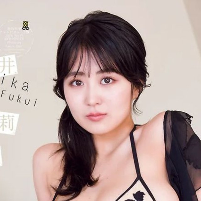 21日発売の『週刊少年チャンピオン』に登場した福井梨莉華さん©秋田書店／©2TOUCH company／©Takeo Dec.