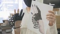 専門学校生のデザインを手袋メーカーが商品に（東かがわ市）