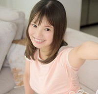 遥りさ「週刊SPA! 」(扶桑社)7月7・14日合併号より＝撮影／星亘 ヘアメイク／鈴木智枝 スタイリング／毛塚由恵