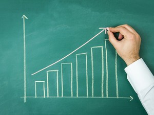 贈与税の税率速算表でわかる！　贈与税は結局いくら？ 節税できる特例も紹介