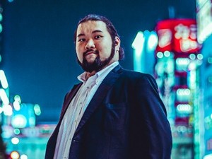 南方熊楠、江戸川乱歩、北一輝……異才たちを翻弄する少女人形　柴田勝家さんの昭和伝奇ＳＦ巨編「ヒト夜の永い夢」