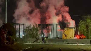 【速報】仙台・若林区で住宅火災　焼け跡から１人の遺体　住人男性と連絡取れず