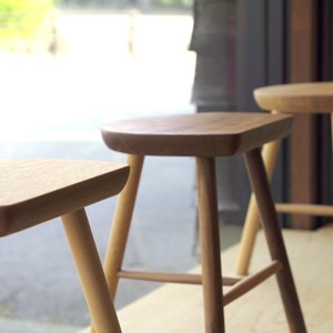 椅子が目的になる宿。『界 奥飛騨』でものづくりに触れる、1泊2日の学び旅。