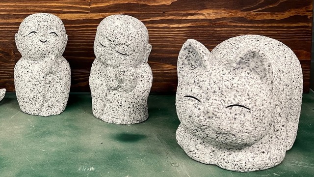 日常生活に「祈り」と「供養の心」を　墓じまい後の墓石をお地蔵様や置物にリノベーション　高松市