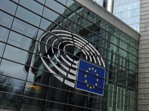 日本はどう備える　欧州の新たな個人情報保護法制GDPR（下）