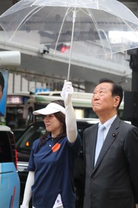立憲民主党の小沢一郎衆院議員＝JR大阪駅前
