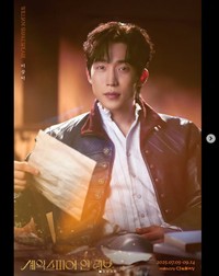 イ・サンイの公式インスタグラム@leesangyi_より 舞台「恋におちたシェイクスピア」に出演したイ・サンイ