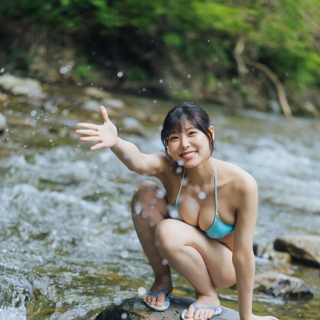 「篠原冴美ファースト写真集 五月雨」／撮影：横山マサト　発行：玄光社