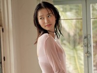 志田音々「週刊SPA! 」(扶桑社)10月7日号より＝撮影／彦坂栄治 ヘアメイク／KUBOKI スタイリング／SHOCO
