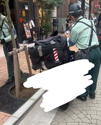 東京・麻布でウバロットさんが見かけた光景（ウバロットさん提供）