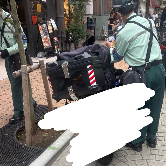 東京・麻布でウバロットさんが見かけた光景（ウバロットさん提供）