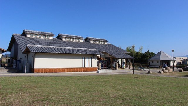 道の駅源平の里むれ