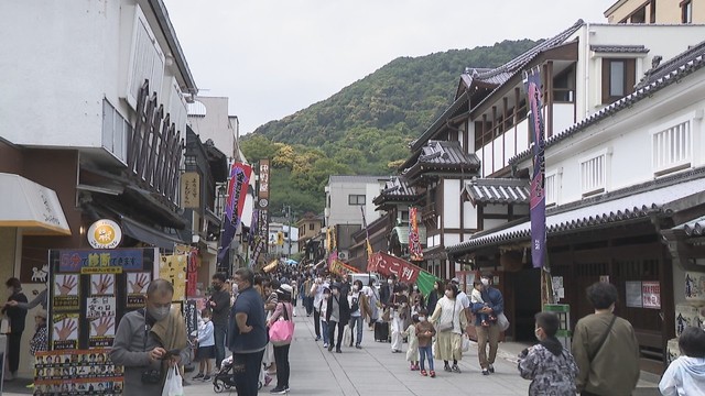 資料：香川・琴平町　参道の様子
