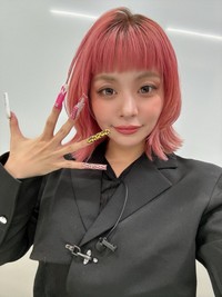 「ぐるナイ」企画で大変身したエルフ荒川さん（本人の公式Xから）