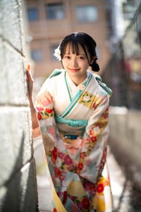 AKB48・花田藍衣「20±SWEET[トゥエンティ・スウィート] 2026　JANUARY」（東京ニュース通信社刊）撮影／佐藤佑一