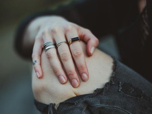 「すっぴん至上主義」の私に転機。指輪アンチだった私は指輪を買った