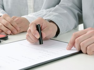 同性カップルの立場で考える　「任意後見契約」の使い方やメリットとは