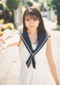 「週プレ」に登場した小森香乃©上村透生／集英社